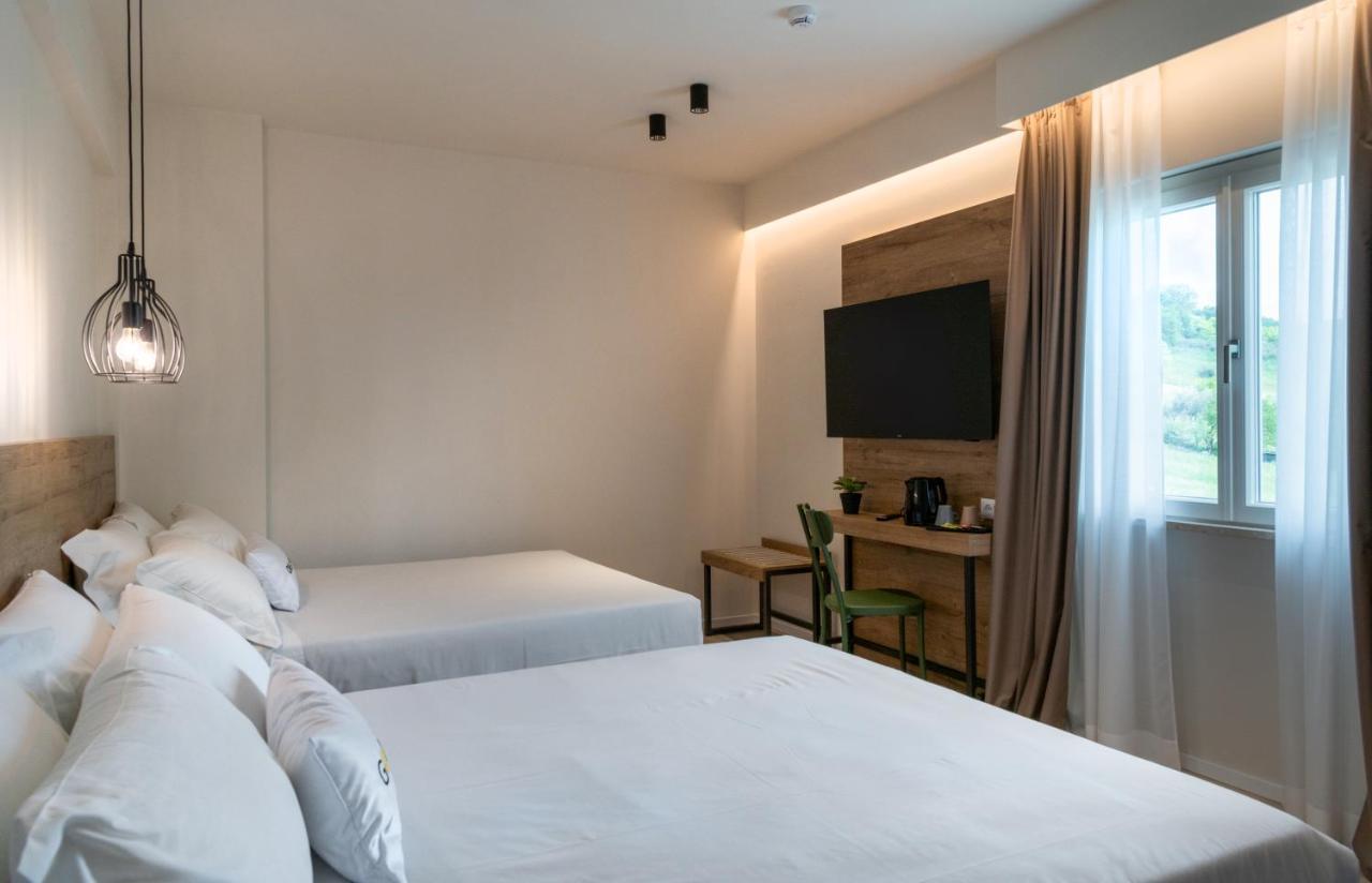 Catignano Hotel Gubbio Extérieur photo